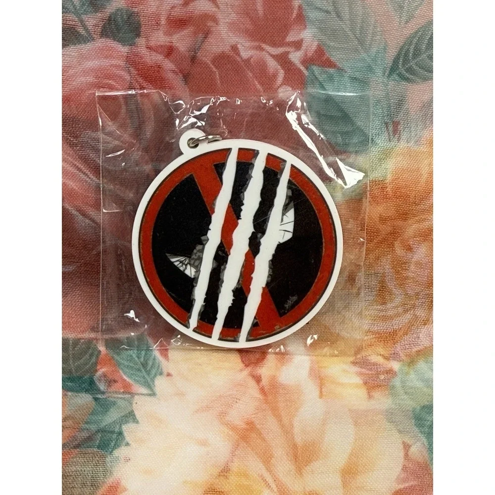 Marvel Deadpool Wolverine Logo‎ Keychain Round 2.5